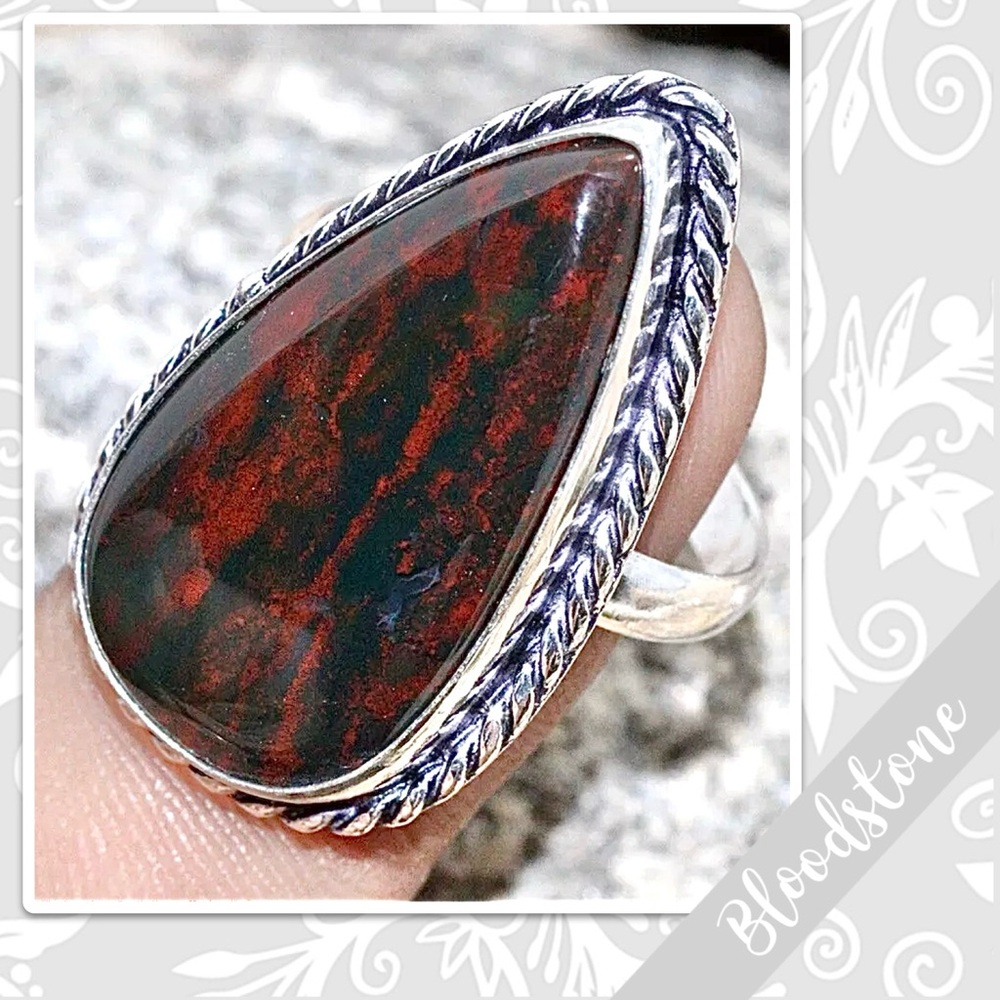 Bloodstone Eclectic Silver Artisan Ring, Size 9 (Red & Dark Green / Black)